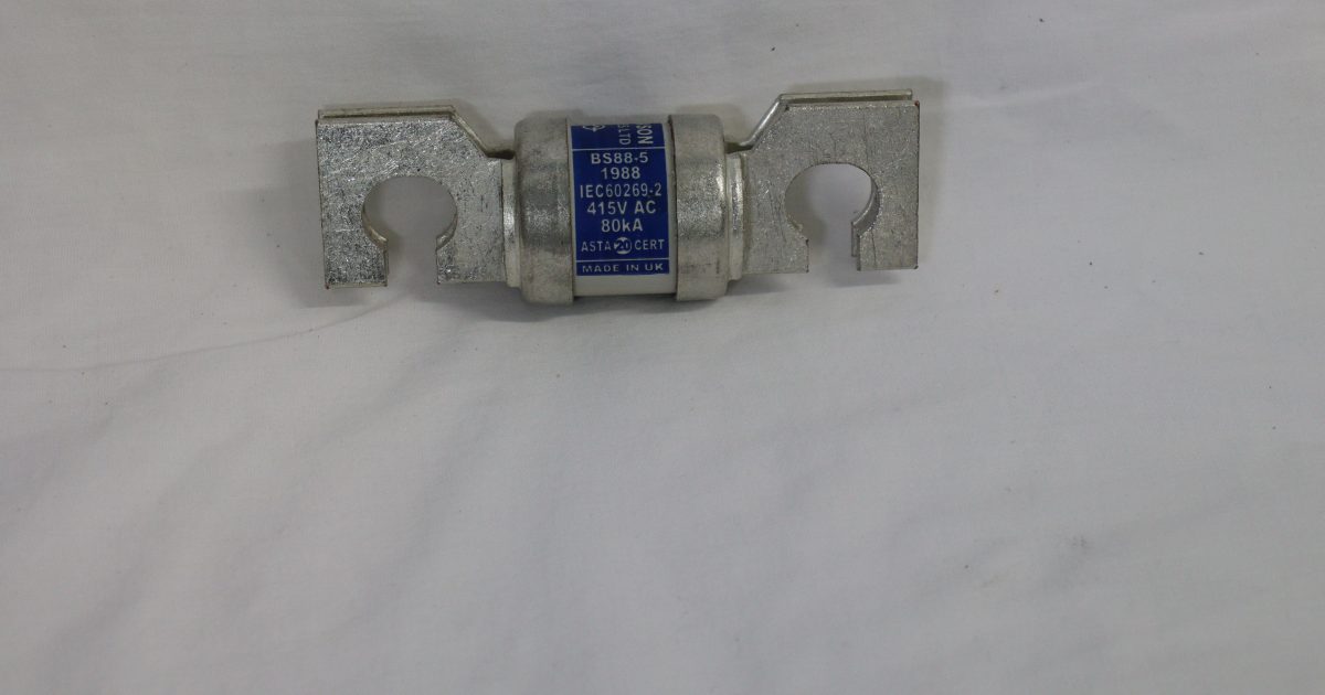 Enerven Material Sales | FUSE,400A,440V,HRC,SLOTTED PATTERN